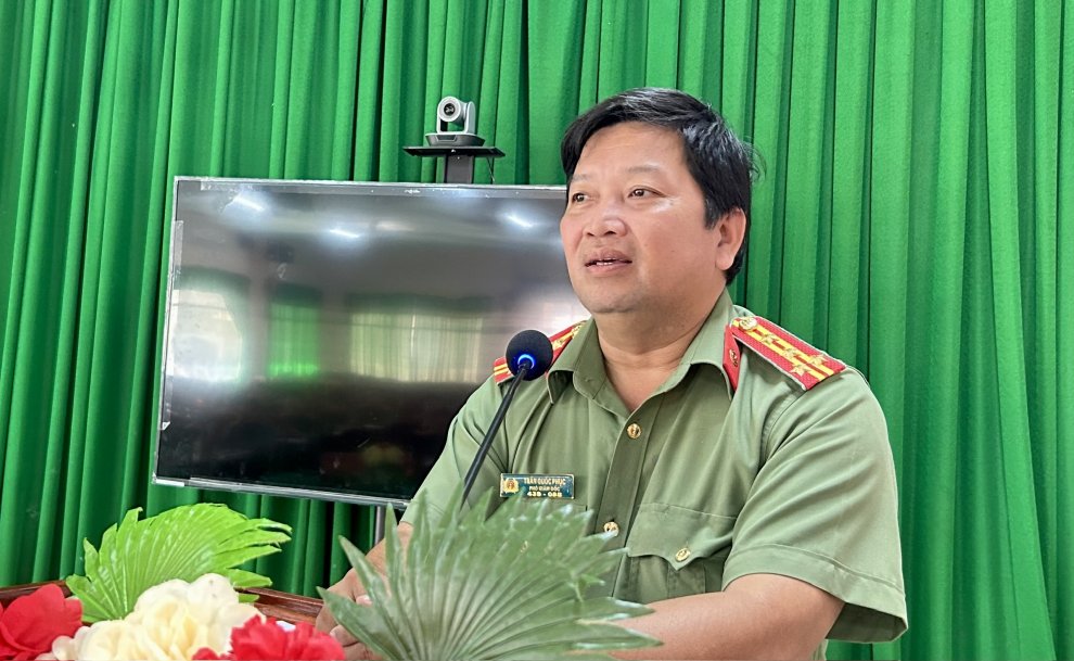 Đại tá Trần Quốc Phục, Phó Giám đốc Công an tỉnh kết luận kiểm tra công tác 6 tháng đầu năm 2026 tại cơ sở