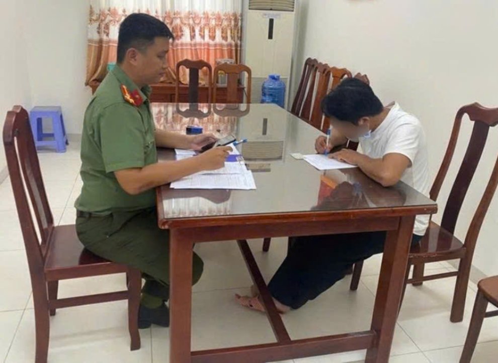 Công an xã Ba Tri mời làm việc 01 trường hợp bình luận nội dung tiêu cực trên mạng xã hội