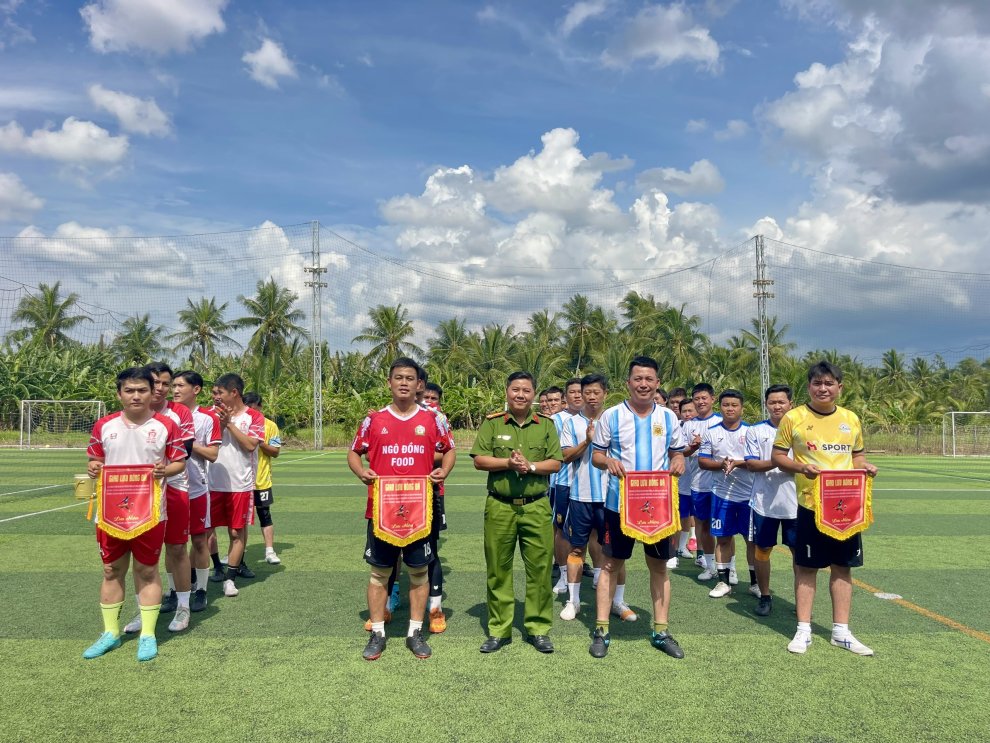 2 Hình ảnh tại buổi giao lưu