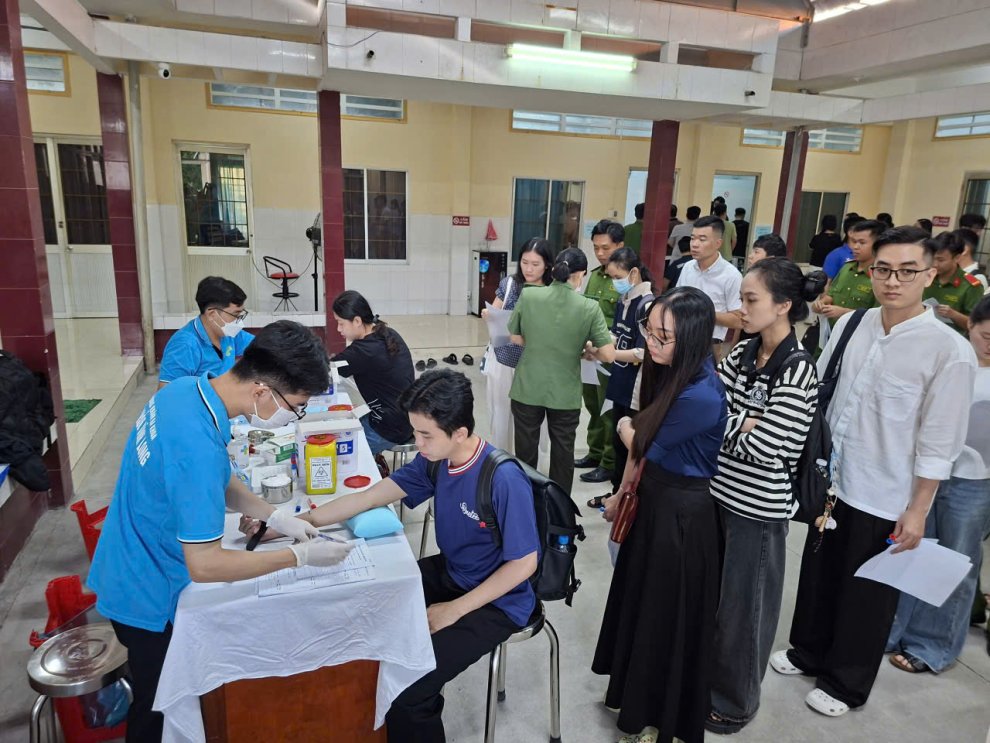 Phòng Hậu cần tổ chức khám sức khỏe thi tuyển văn bằng 2 vào các trường Công an nhân dân năm 2026
