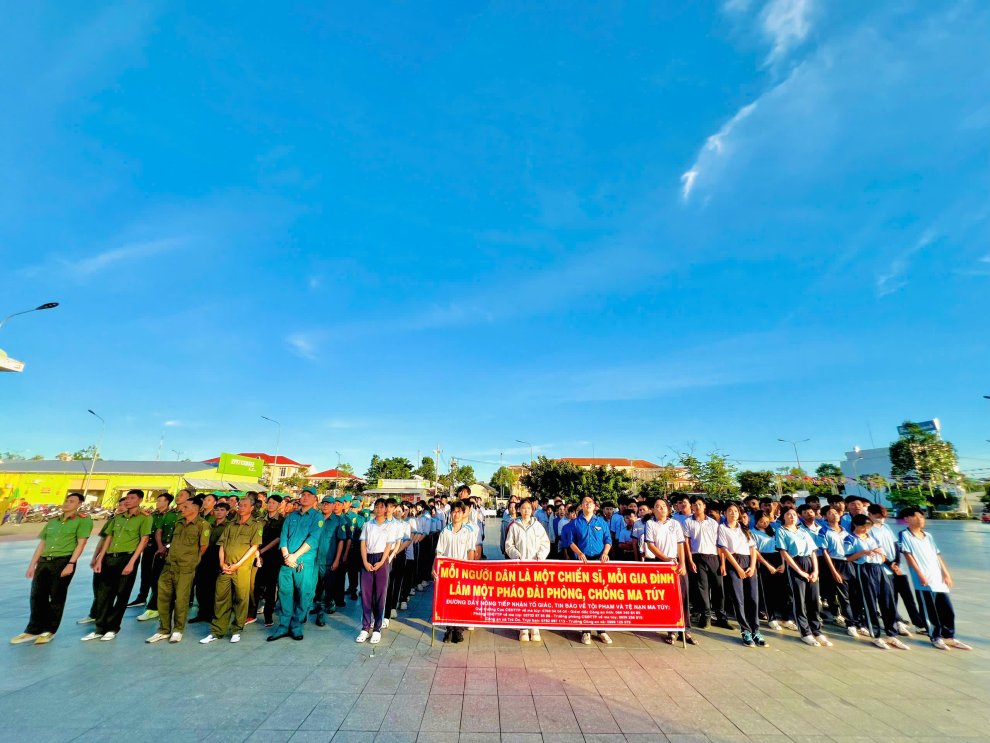 Các vận động viên tham gia Lễ Mít tinh và Chạy hưởng ứng