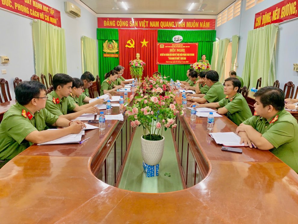 Đại biểu dự hội nghị