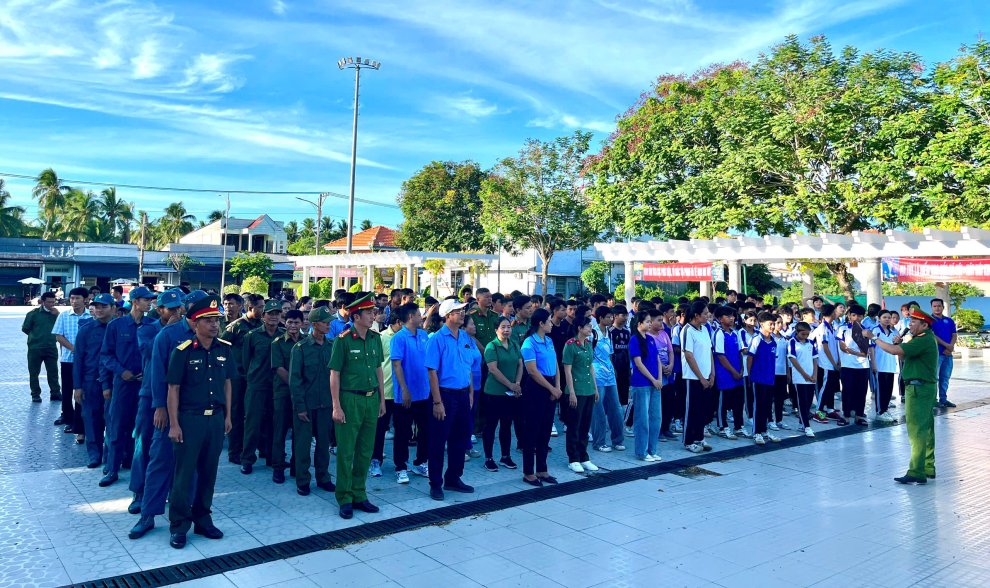Xã Cầu Kè tổ chức Lễ mít tinh trực tuyến và Giải chạy phong trào hưởng ứng Tháng hành động phòng, chống ma túy năm 2026
