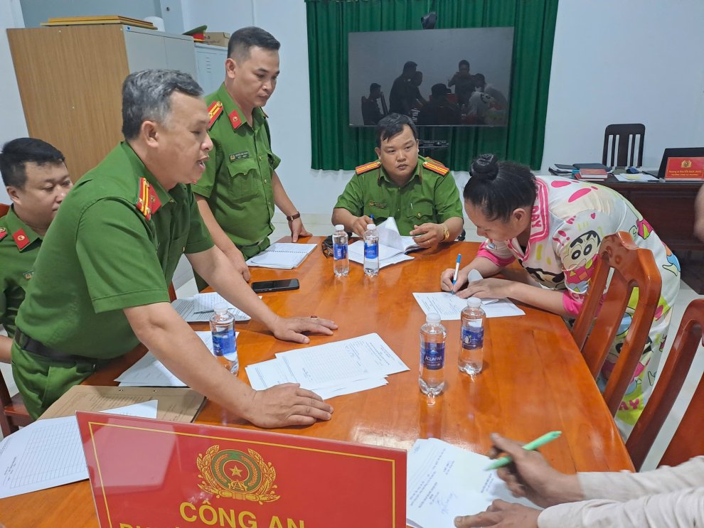 kiểm kê, điểm danh, kiểm diện 1