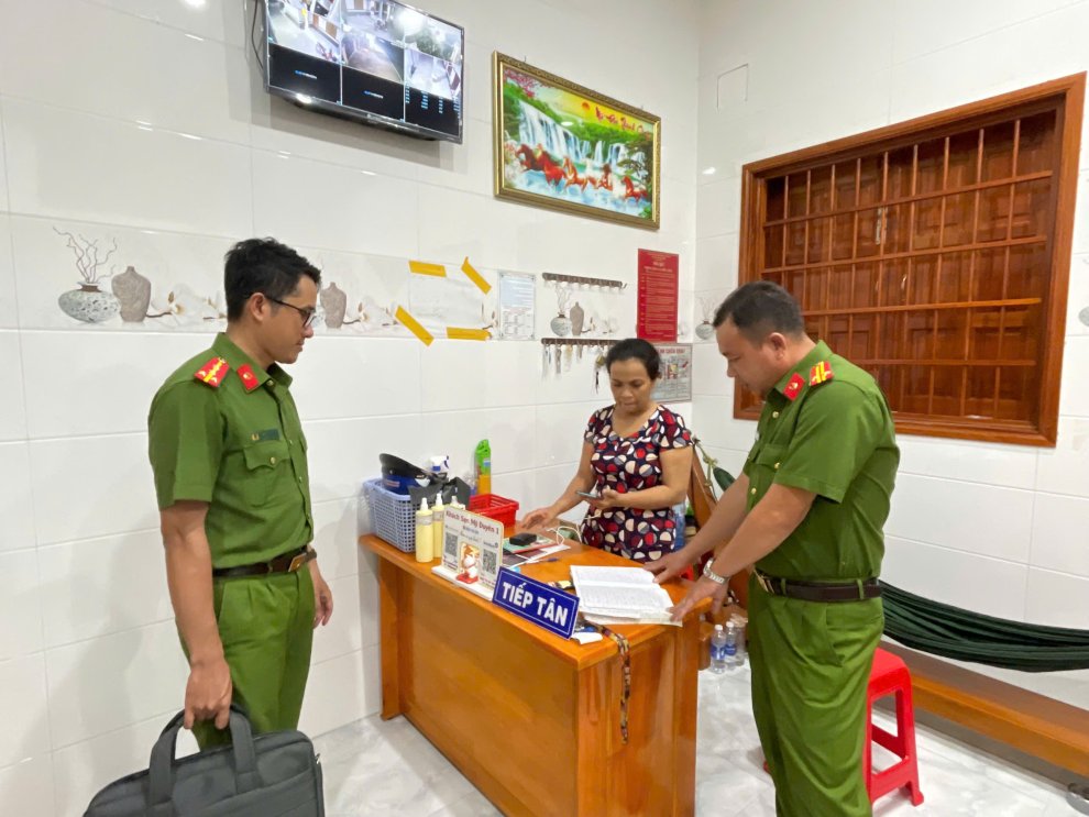 NHÀ TRỌ