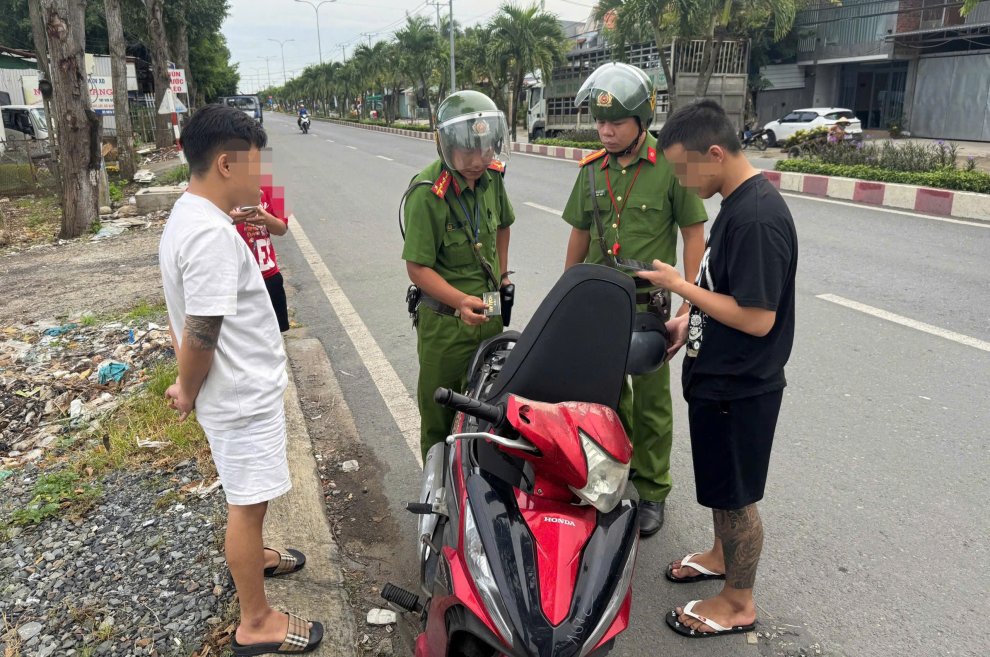 Trấn áp mạnh với tội phạm ma túy, quyết tâm giữ vững trong sạch địa bàn
