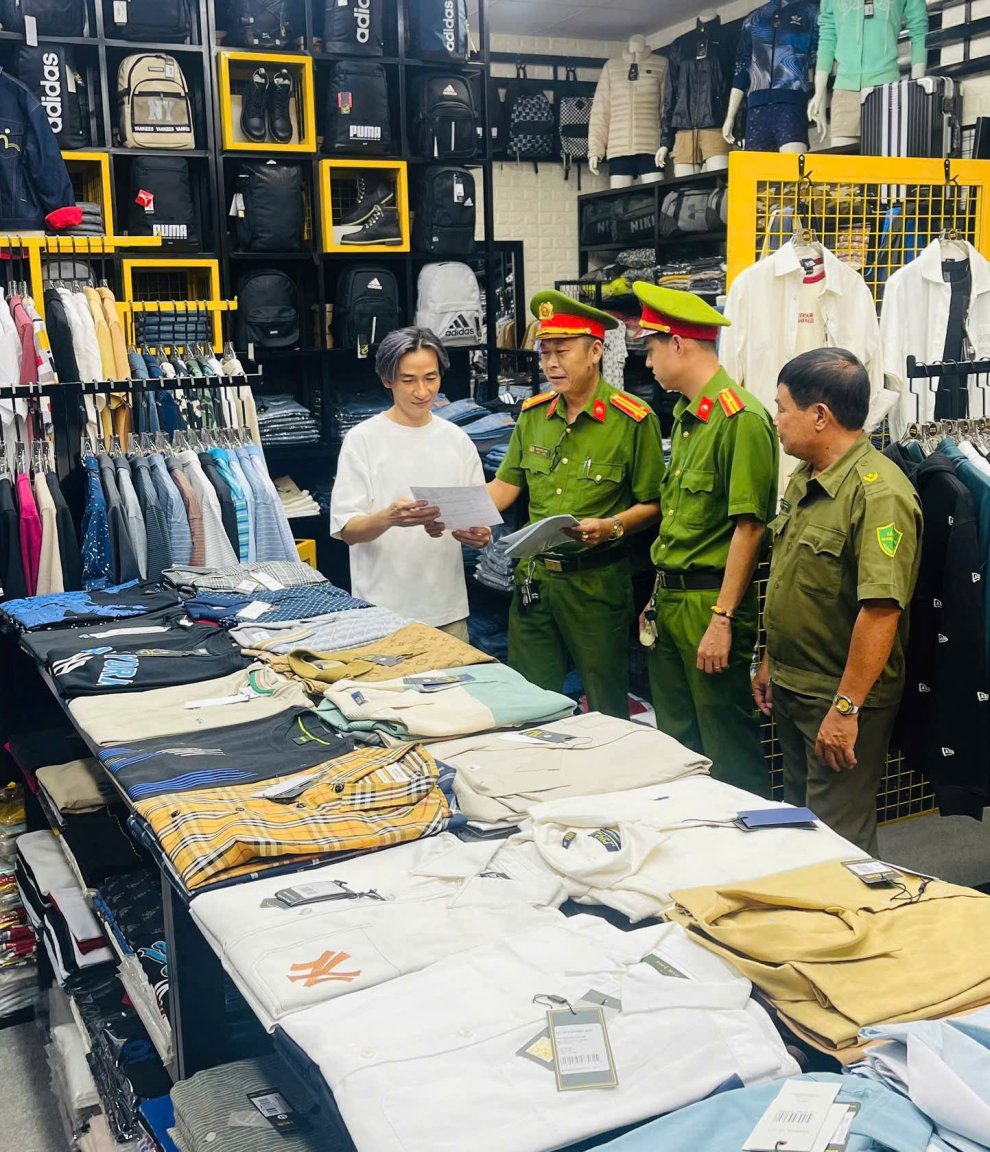 Công an phường Phước Hậu tăng cường tuyên truyền, nâng cao ý thức chấp hành pháp luật về sở hữu trí tuệ
