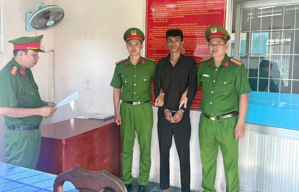 Bắt bị can để tạm giam về hành vi can tội trộm cắp tài sản
