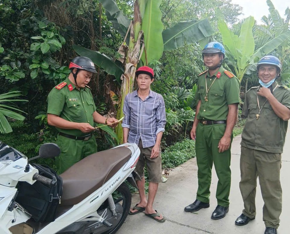 Tăng cường tuần tra, kiểm soát bảo đảm trật tự an toàn giao thông đường bộ trên địa bàn