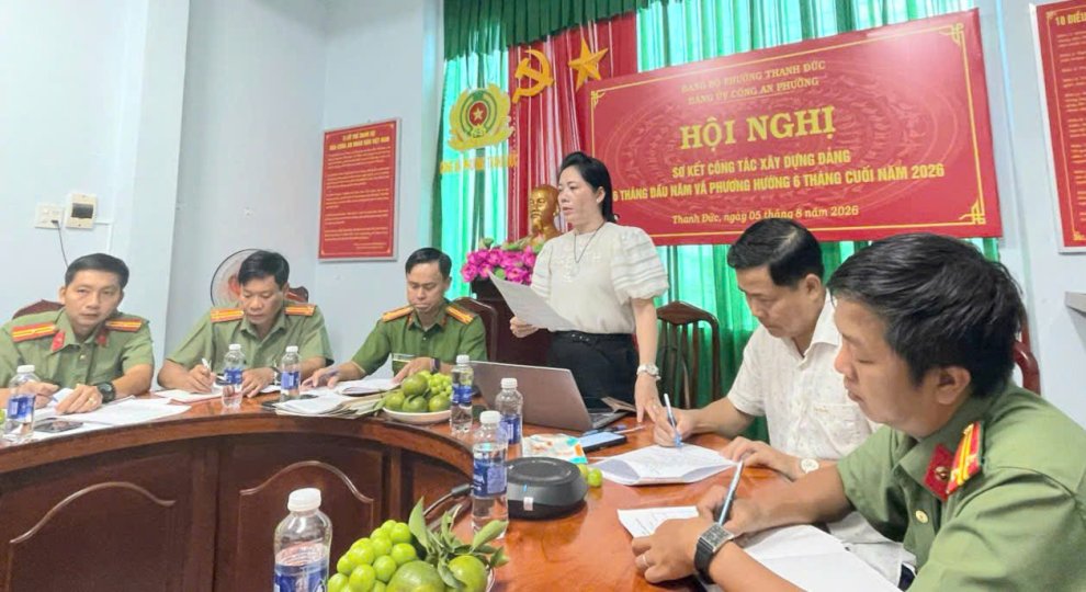 Công an phường Thanh Đức tổ chức Hội nghị sơ kết công tác xây dựng đảng 6 tháng đầu và triển khai nhiệm vụ 6 tháng cuối năm 2026