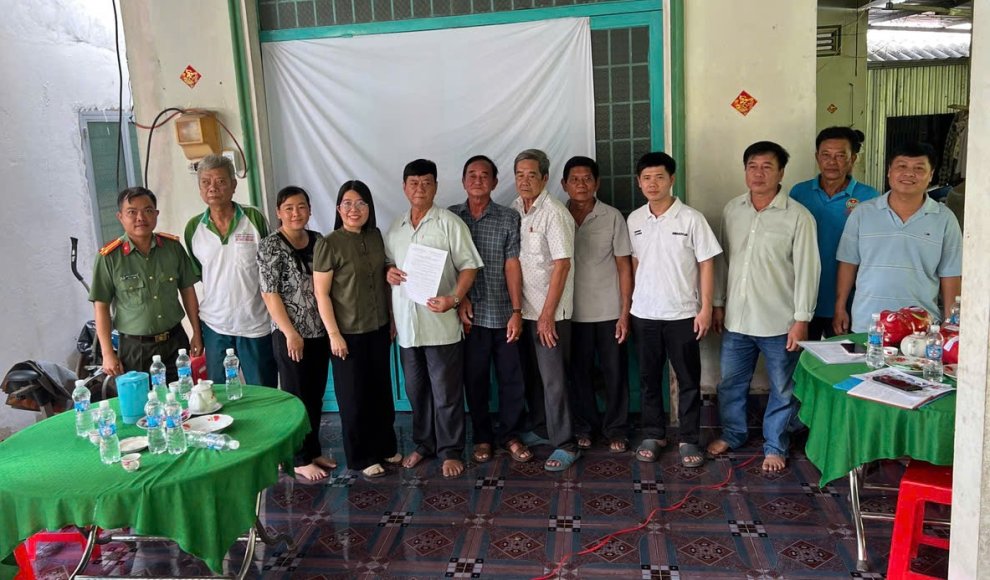 Công an phường Cái Vồn phối hợp ra mắt mô hình “Nông dân tự quản về an ninh, trật tự”
