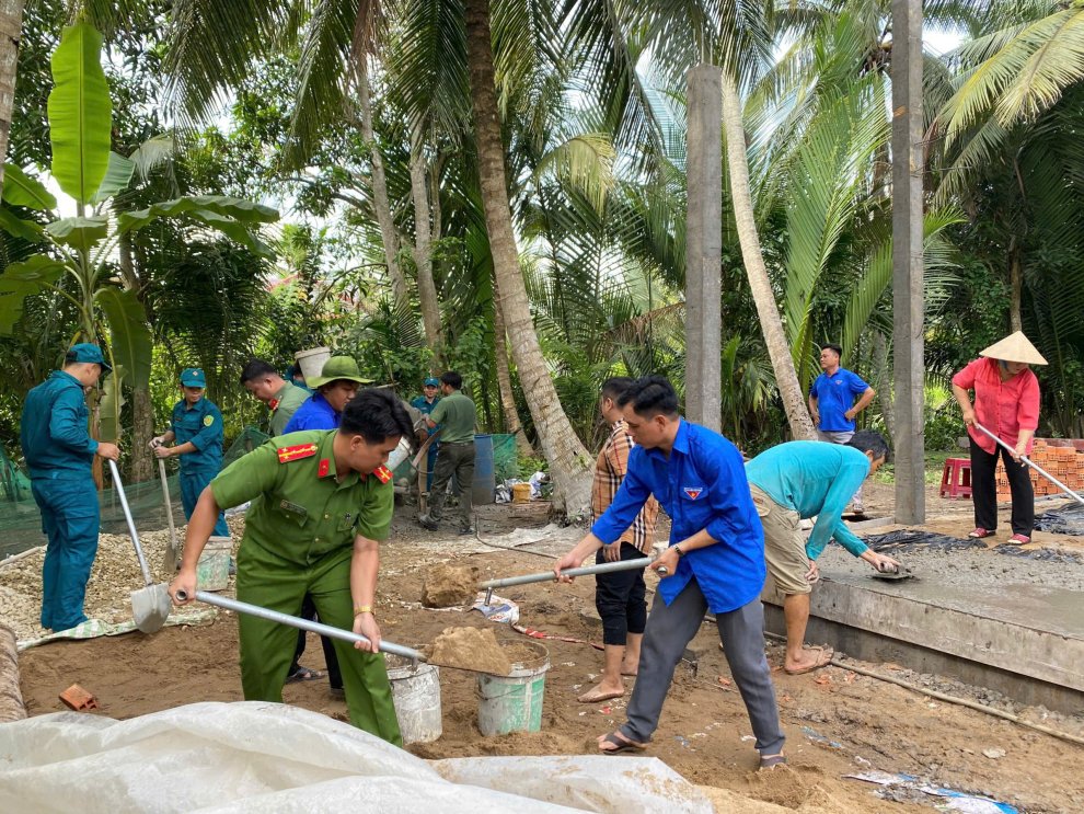 Chi đoàn Công an xã Trung Ngãi chung sức vì cộng đồng