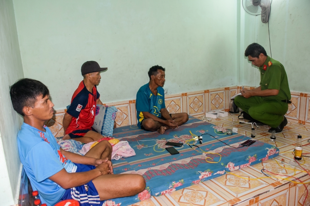 3 đối tượng tổ chức sử dụng ma túy
