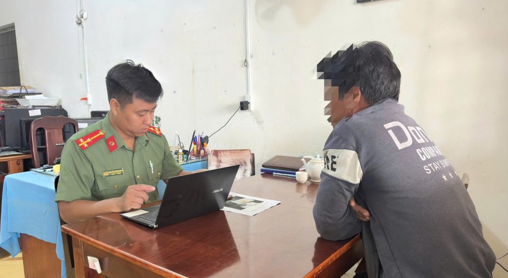 làm việc đối tượng KGM