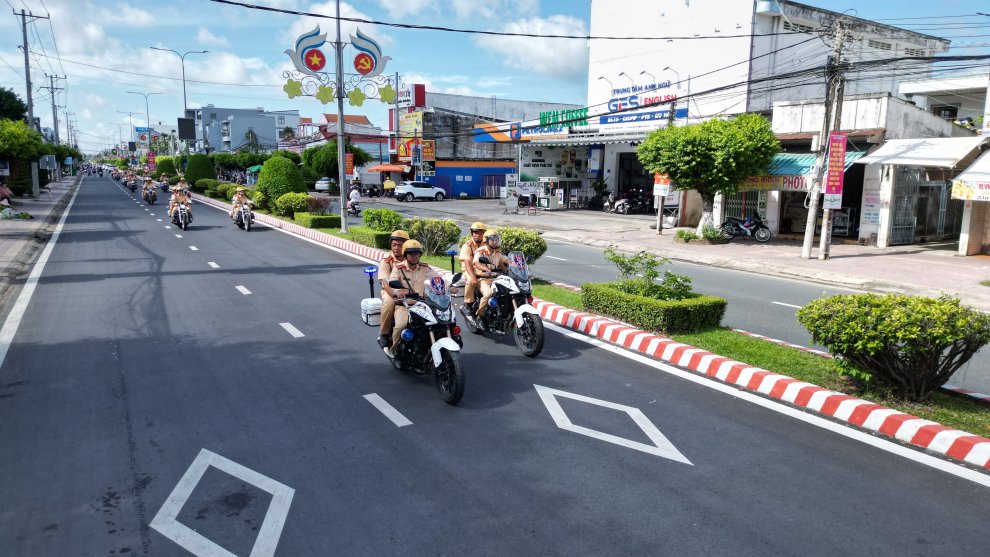 Lực lượng Cảnh sát giao thông quyết tâm bám sát địa bàn, bảo đảm TTATGT dịp Lễ 29