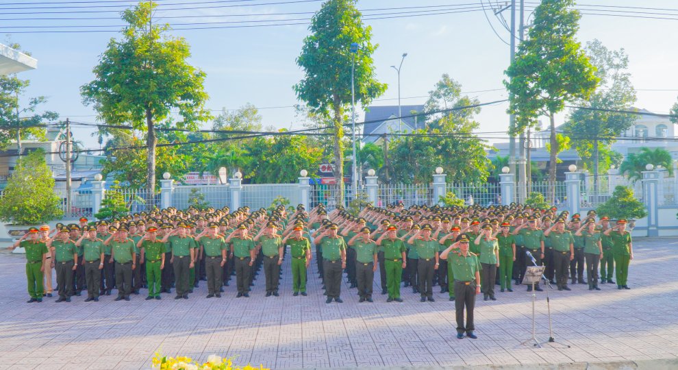 Quang cảnh Lễ chào cờ (2)