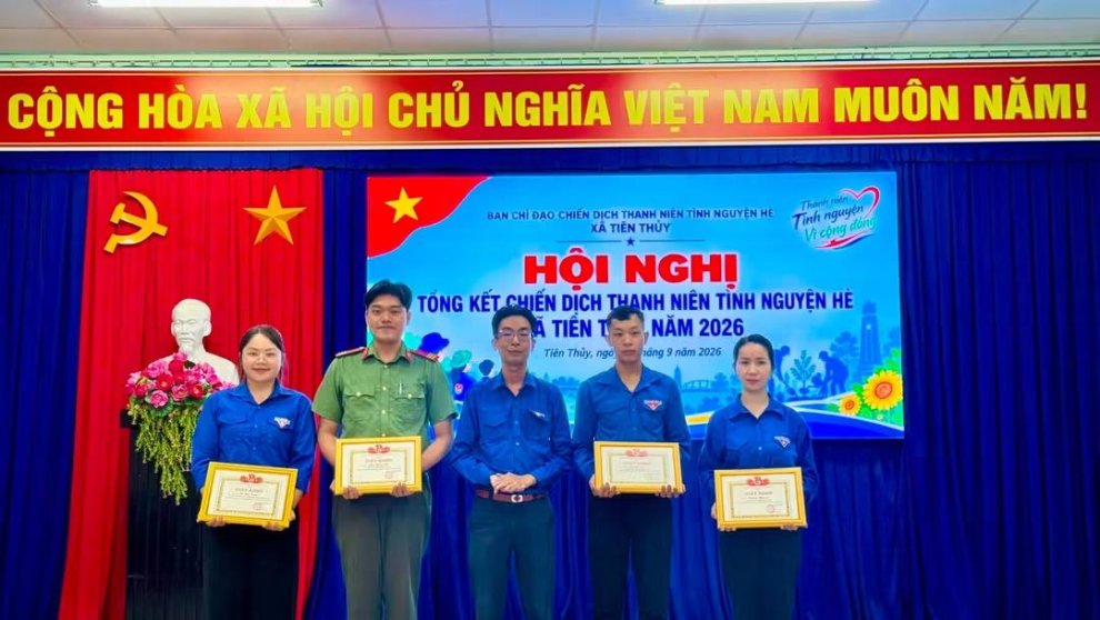 Chi đoàn Công an xã Tiên Thủy phối hợp tổng kết chiến dịch Thanh niên tình nguyện hè năm 2026