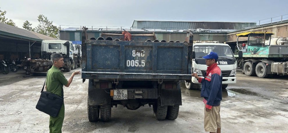 Công an Phường kiểm tra, ghi nhận tình trạng thực tế