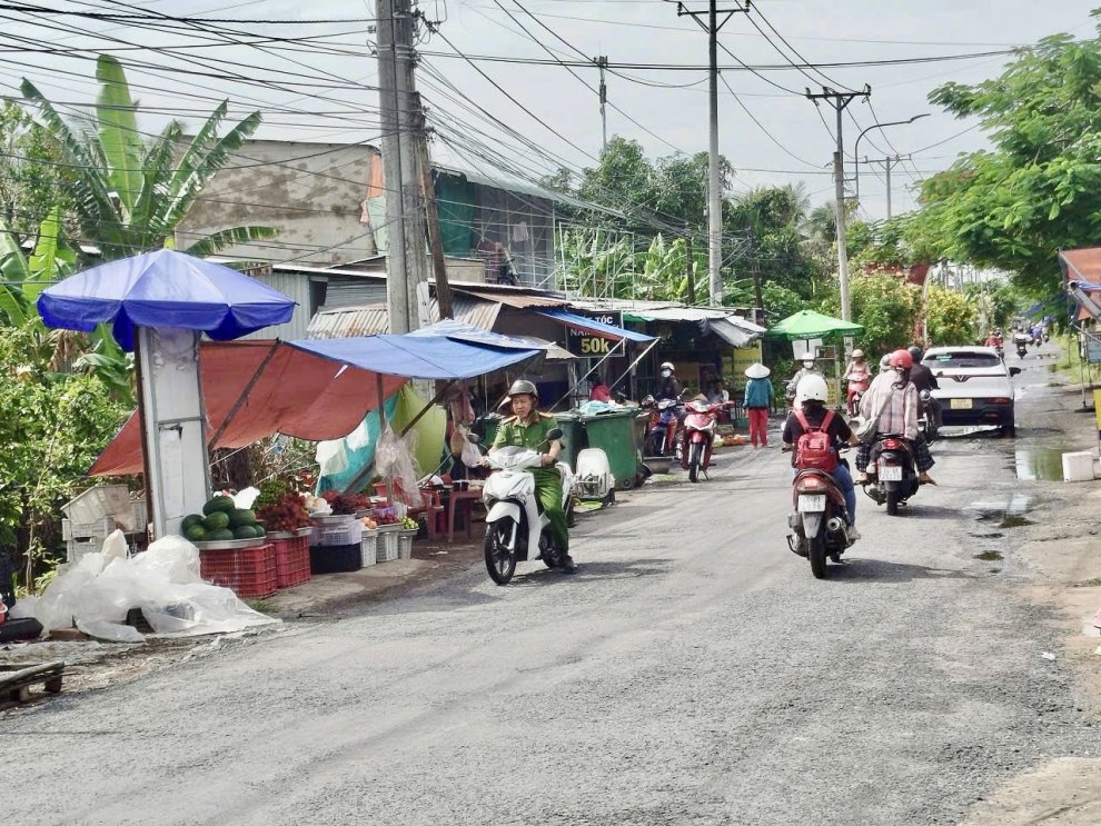 Kết hợp tuần tra và tuyên truyền lưu động bằng loa không dây