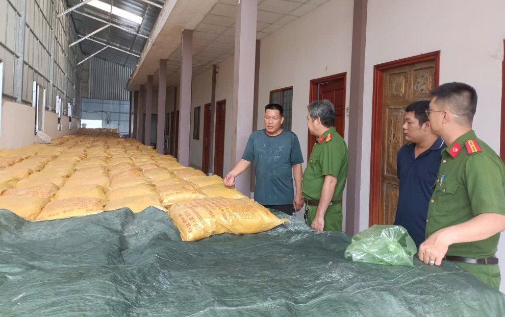 Lực lượng Công an thường xuyên kiểm tra, kịp thời phát hiện ngăn chặn, xử lý nghiêm các trường vi phạm theo quy định