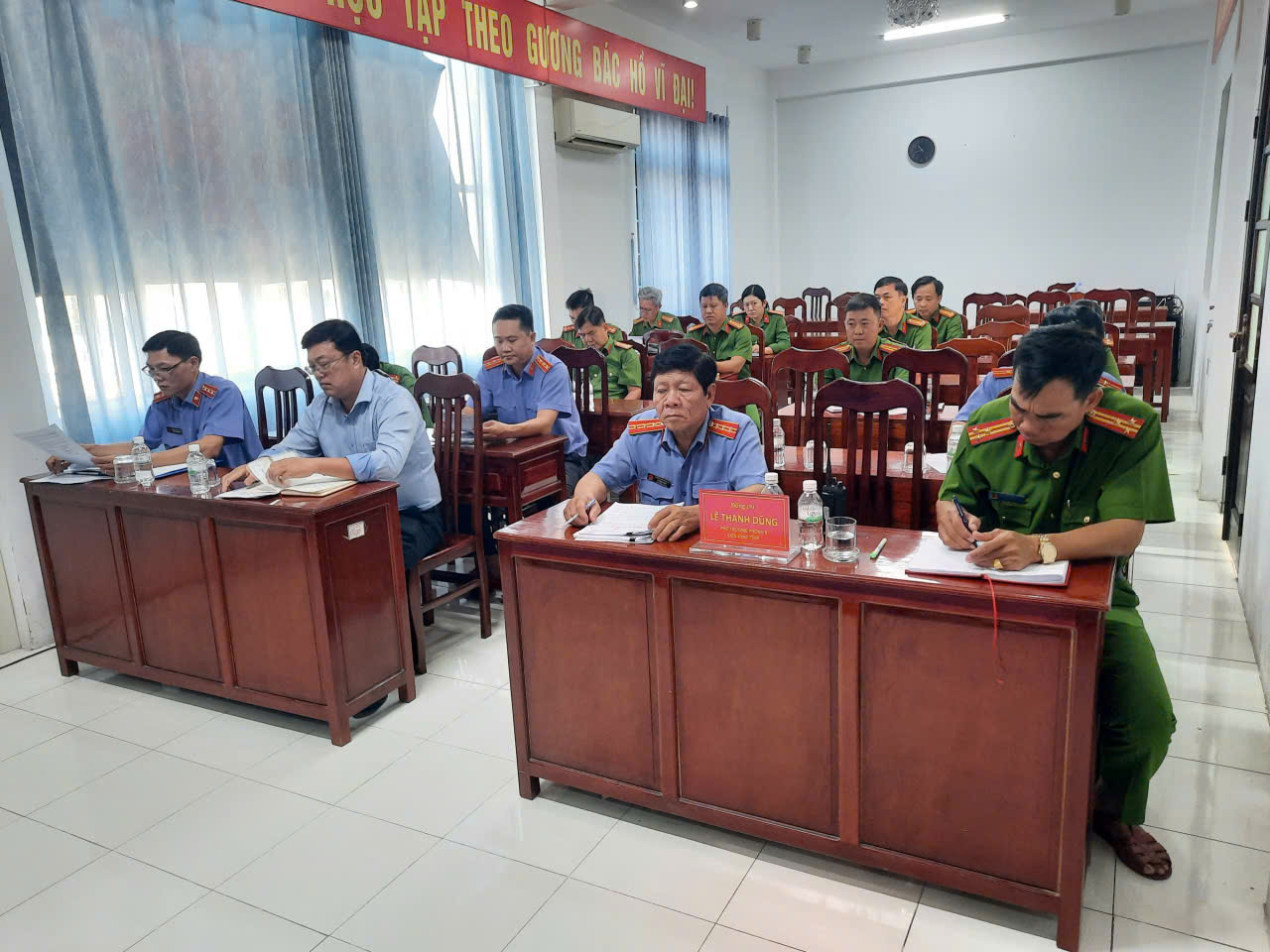 anh 1