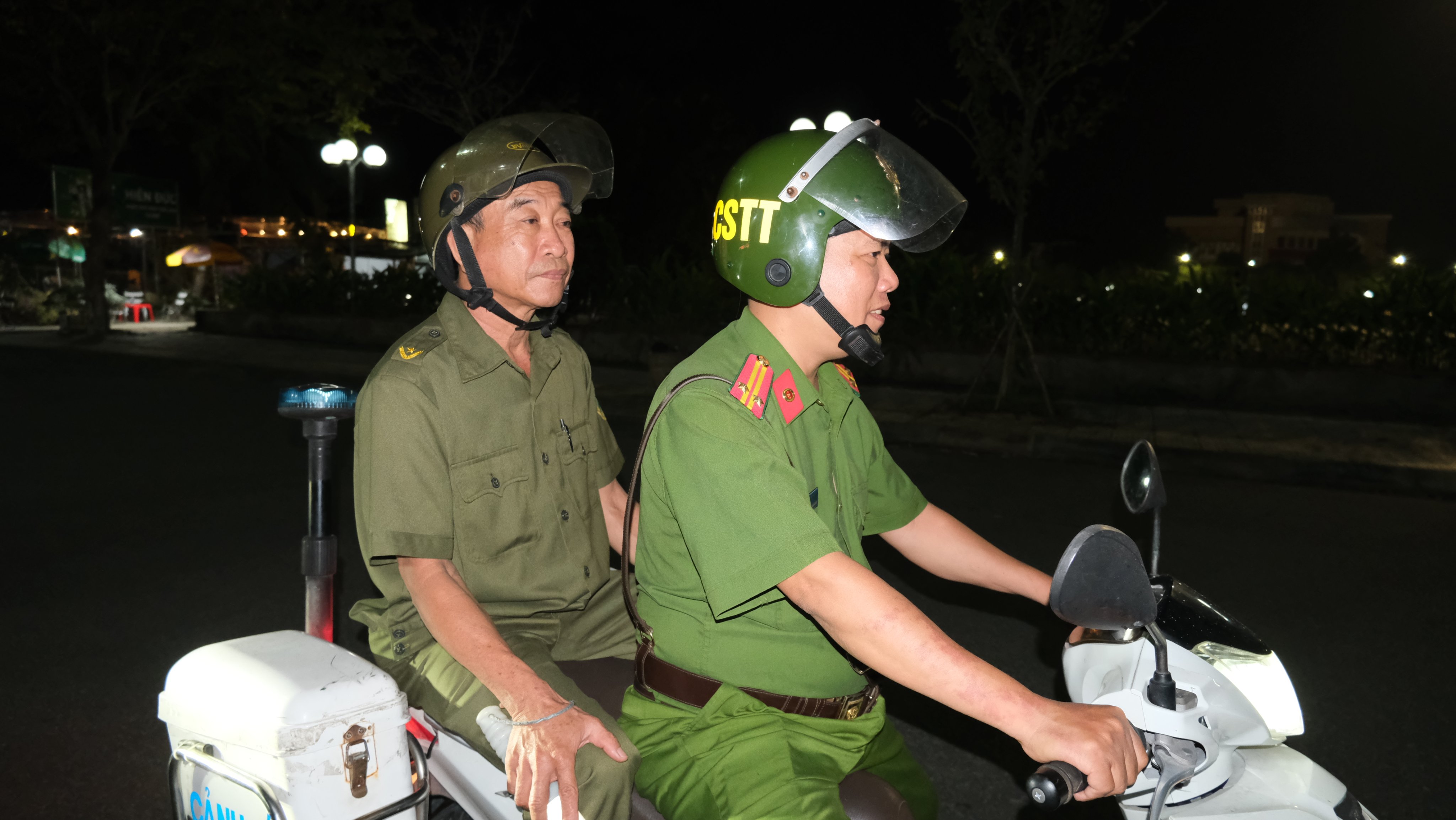 Công an phường An Hội tuần tra đảm bảo ANTT