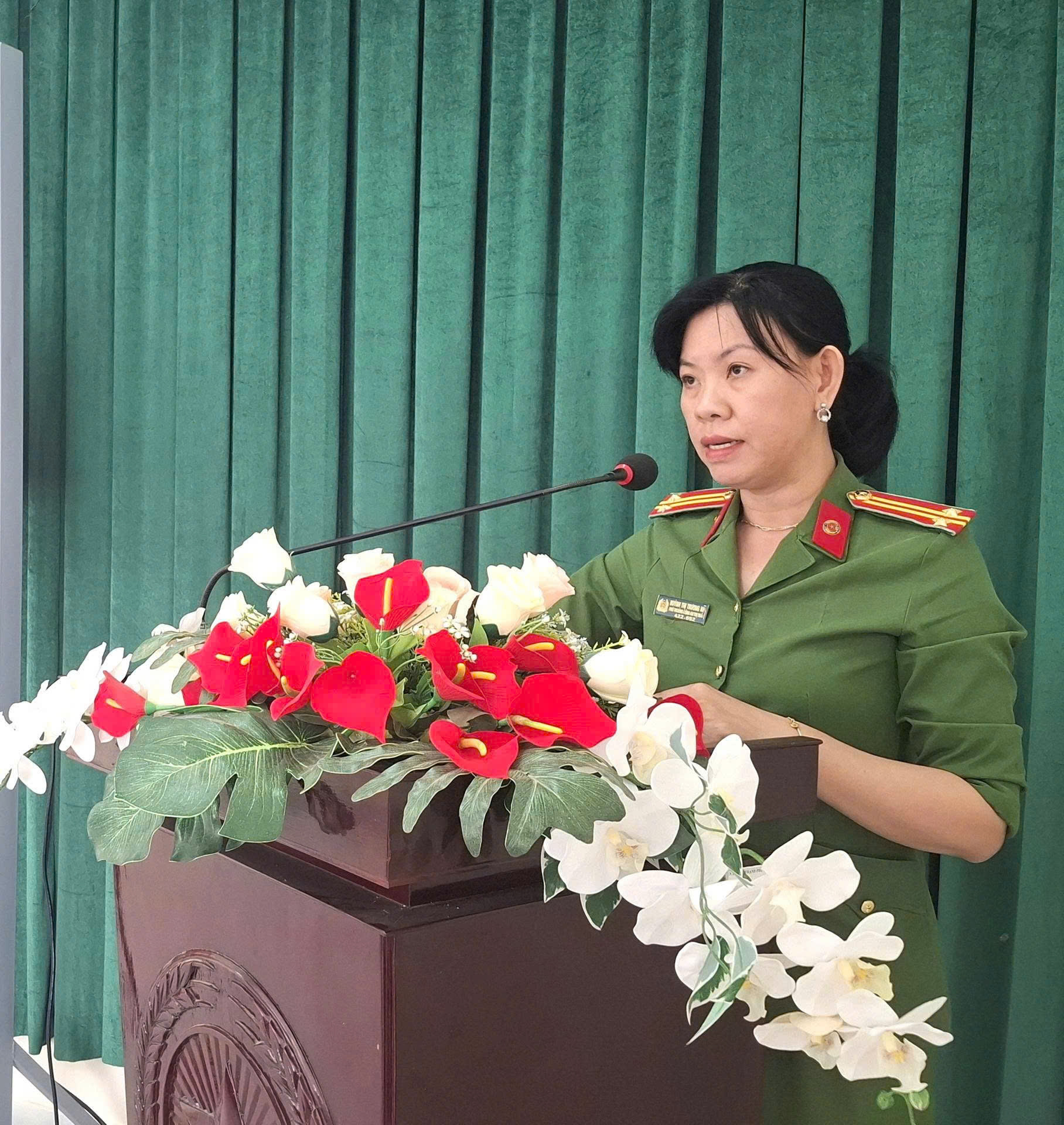 đồng chí Trưởng tiểu ban phát biểu kết luận