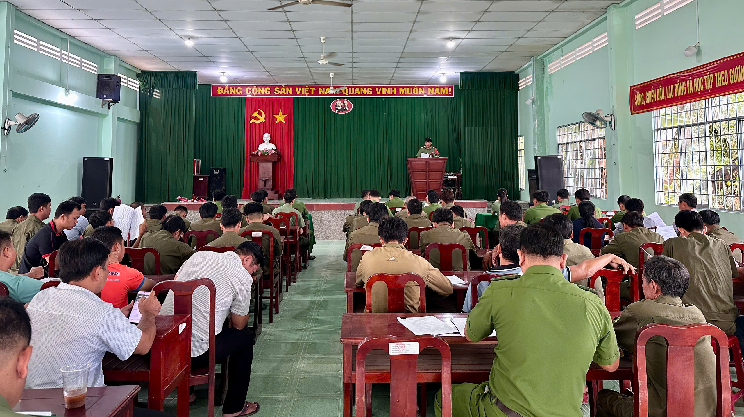 Hình ảnh tuyên truyền đảm bảo ANTT bầu cử 1