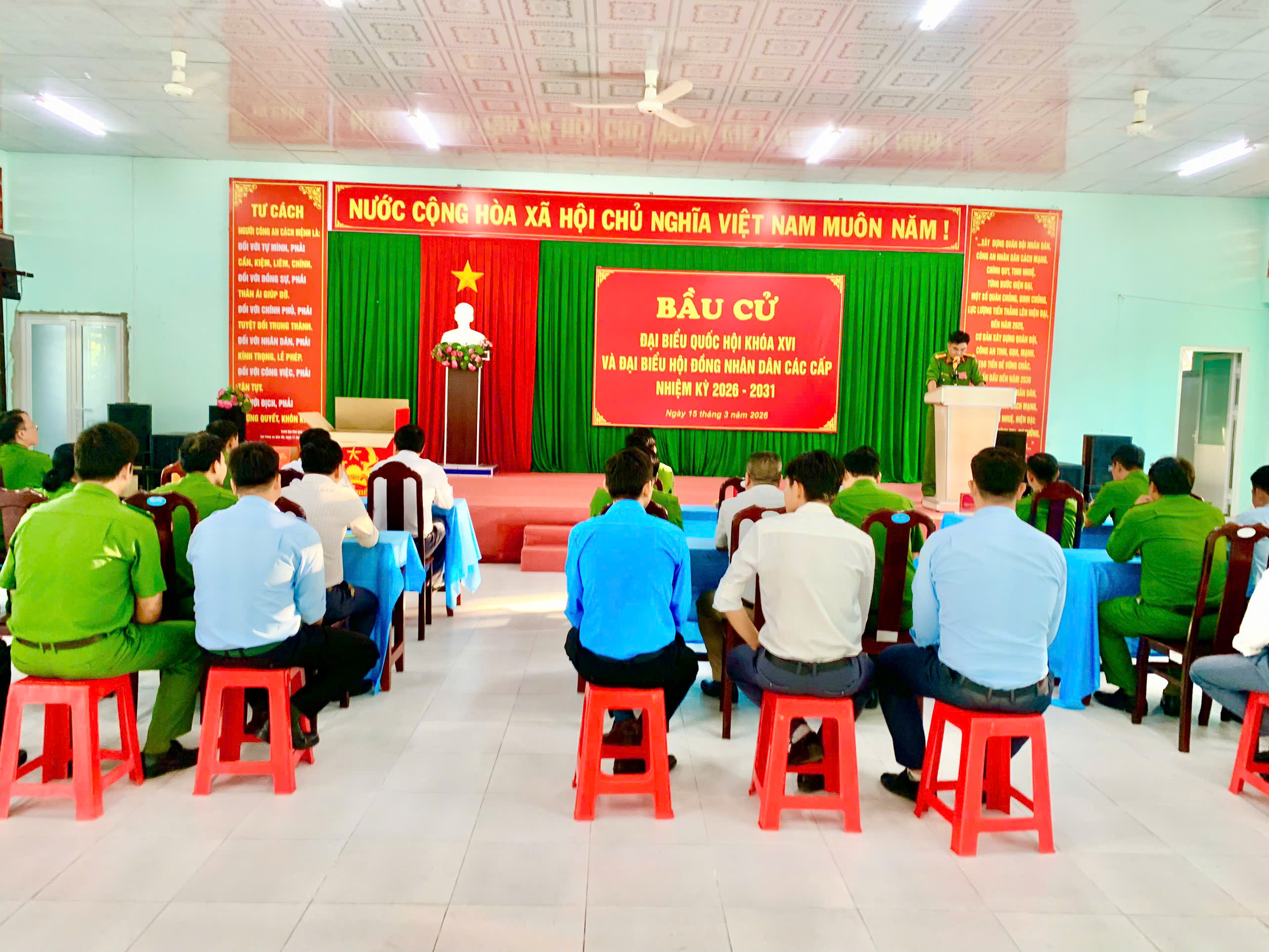Quang cảnh lễ khai mạc bầu cử
