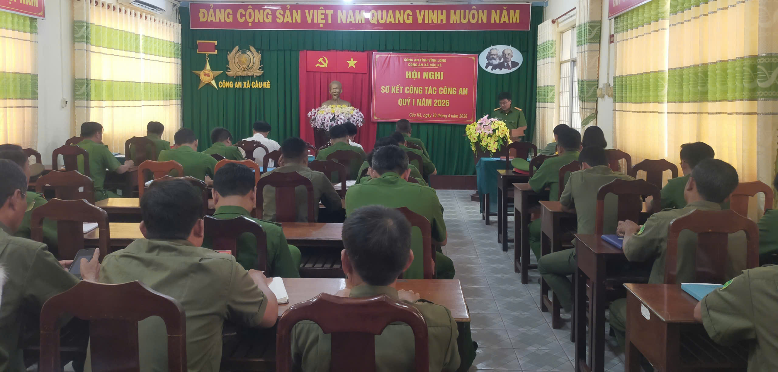 Anh 1