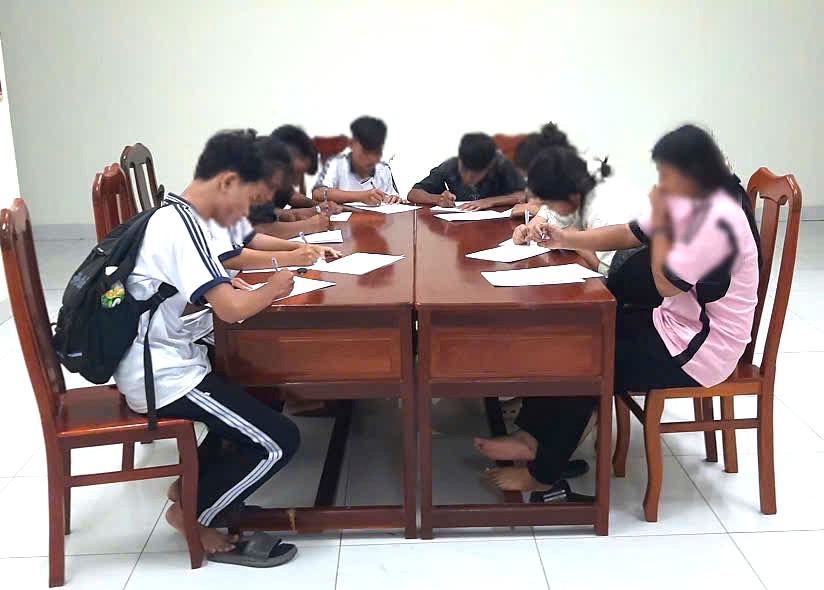 Ảnh CAX cho cam kết chấp hành các quy định TTATGT