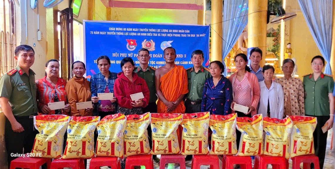 Ảnh tặng quà