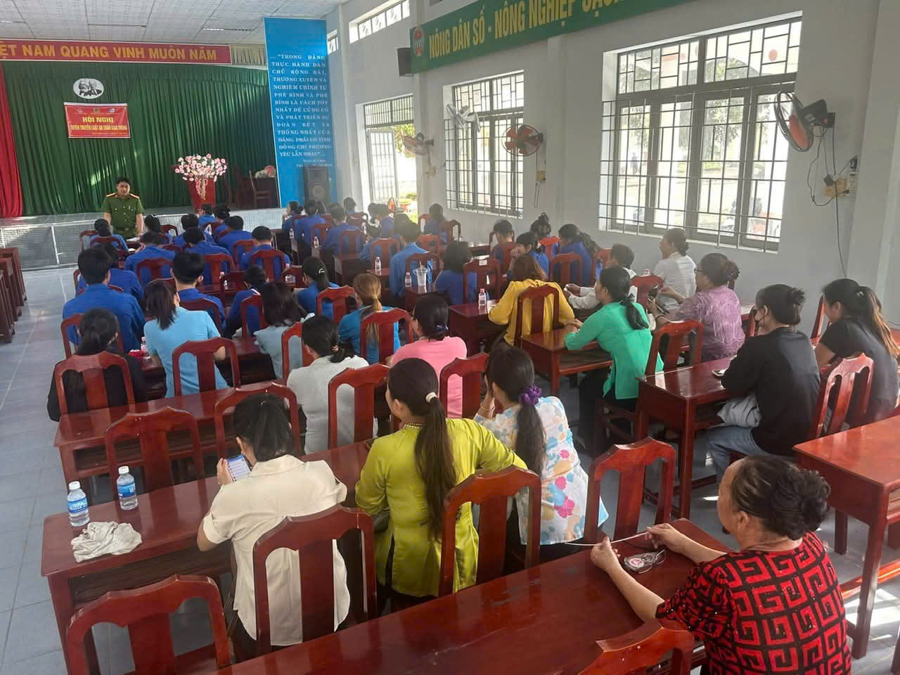 Đẩy mạnh công tác tuyên truyền giáo dục trong nhân dân