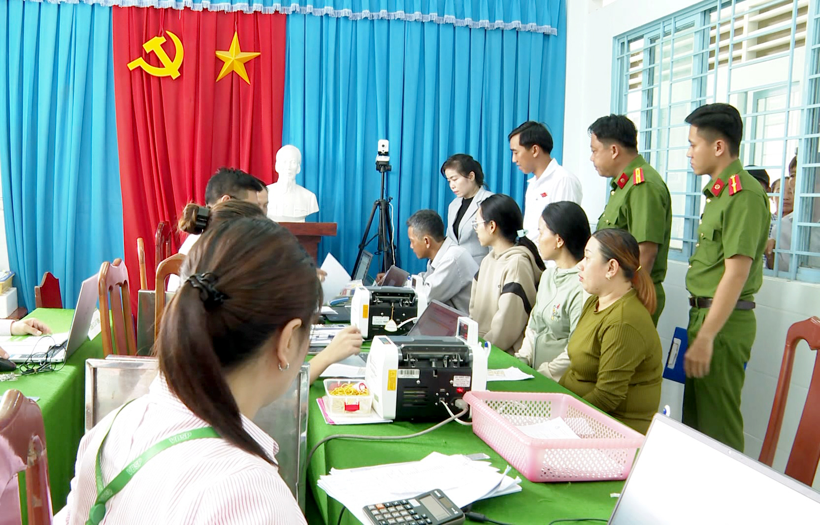 MYTHUAN01