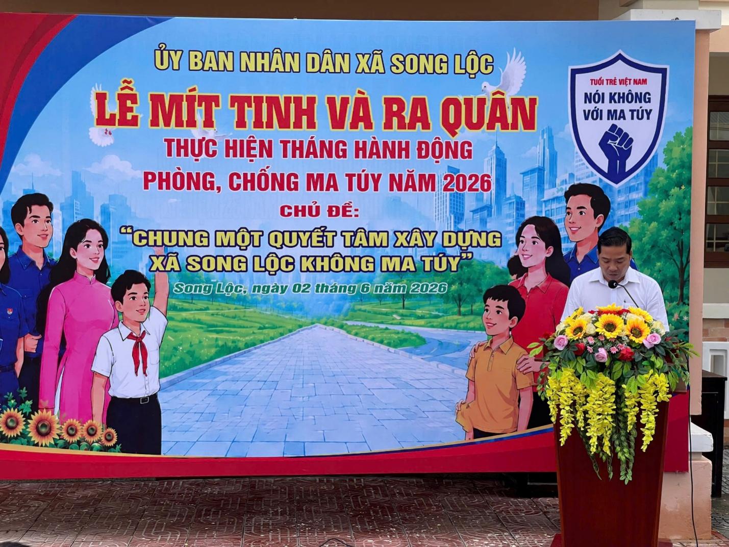 Đồng chí Ngô Hồng Thanh Chủ tịch UBND xã phát biểu chỉ đạo