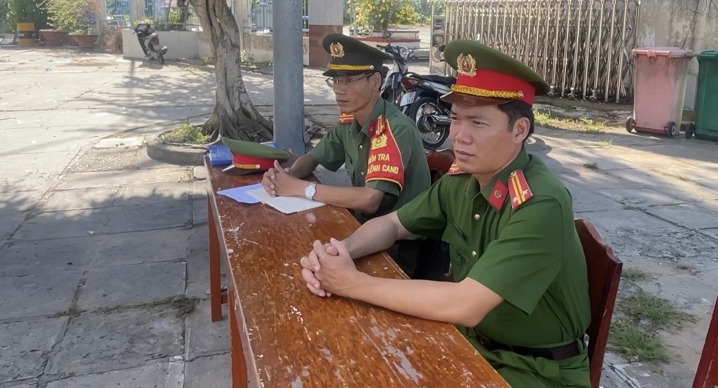 2TAN HOA