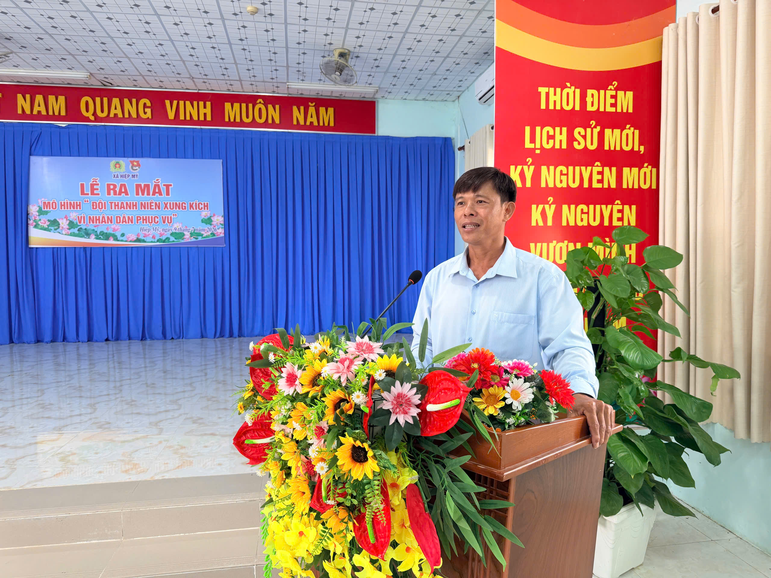3 Ảnh đồng chí Lê Văn Phợi, Ủy viên Ban Thường vụ Đảng ủy, Chủ tịch Ủy ban