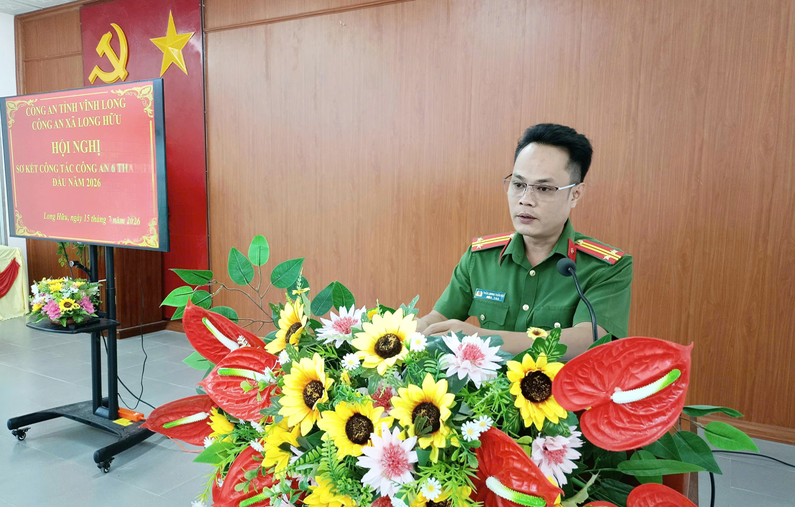 3 Đại biểu tham luận tại hội nghị