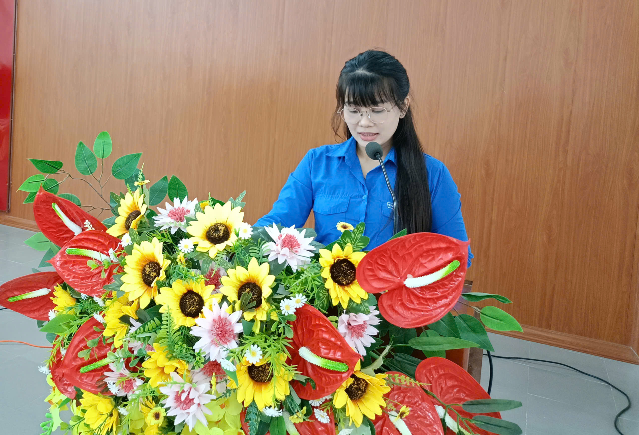 4 Đại biểu tham luận tại hội nghị
