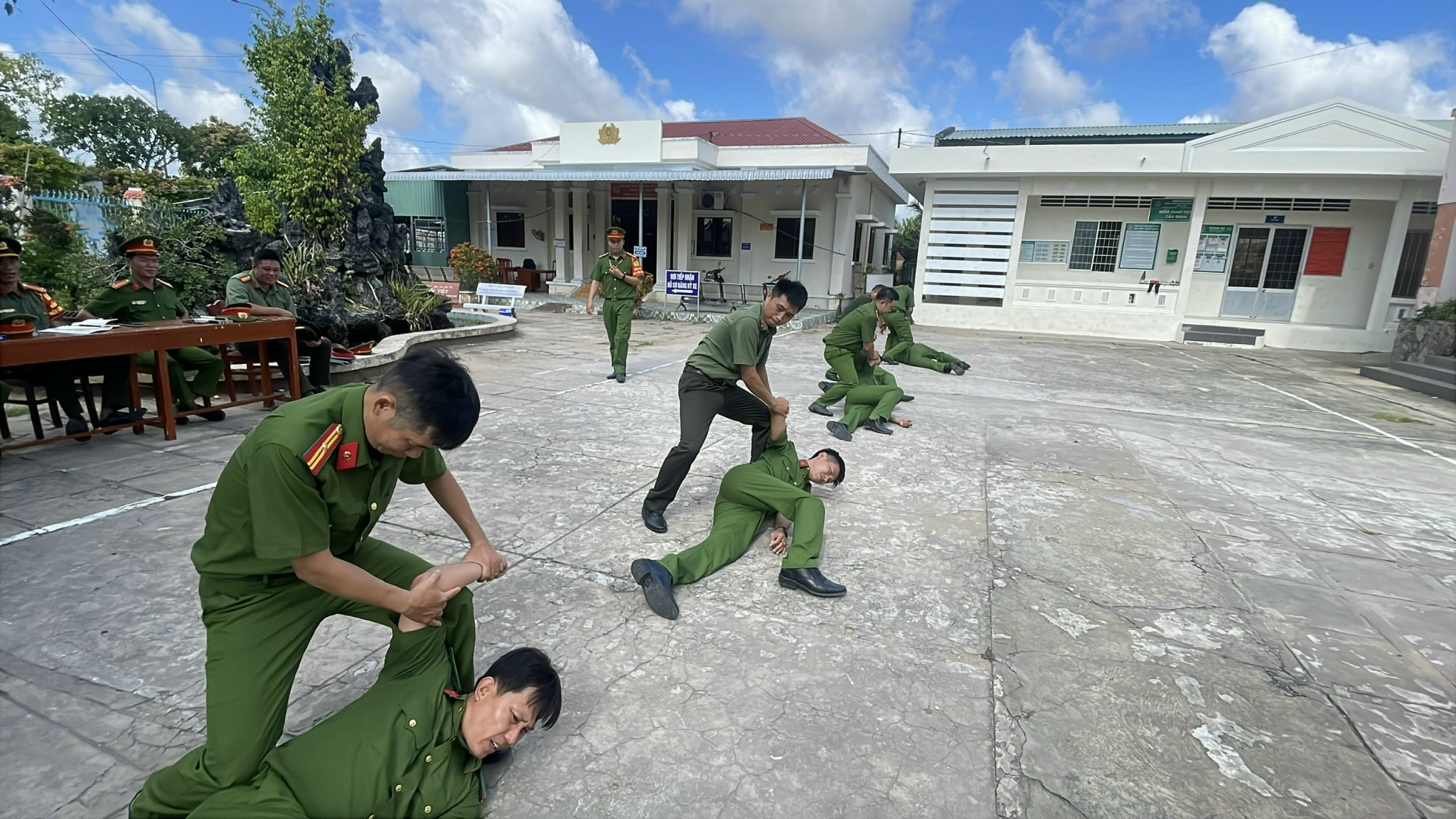 4TAN HOA