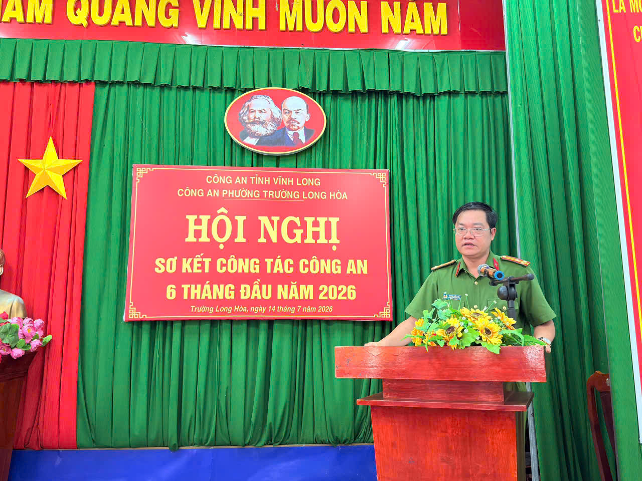 9 Đ c Thượng tá Huỳnh Khắc Vũ Trưởng Công an phường