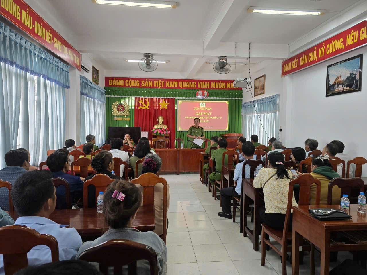 anh 1