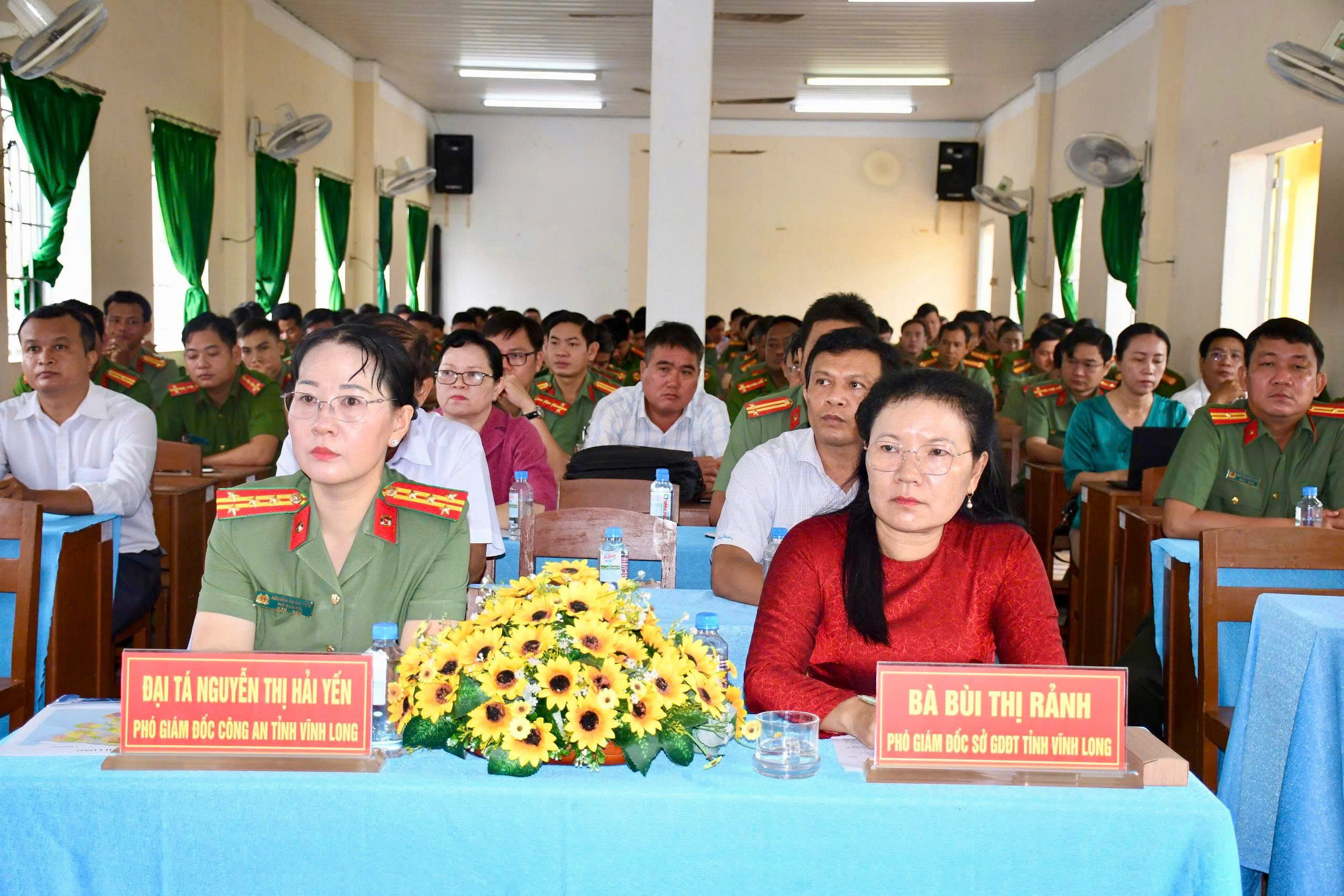 Anh 1