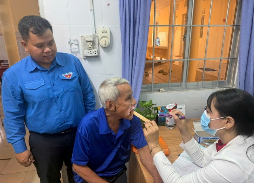 anh 2