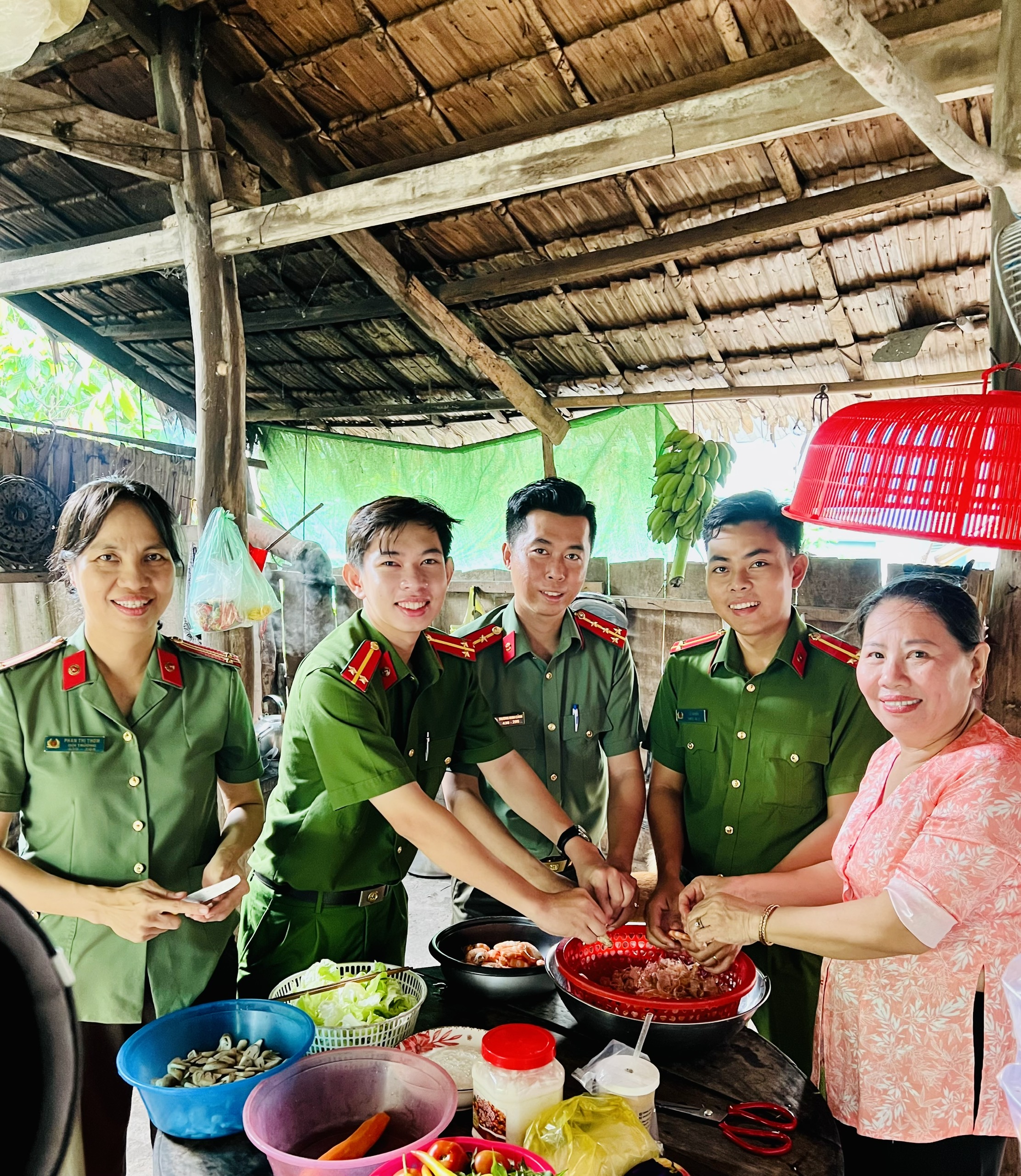 Anh 3