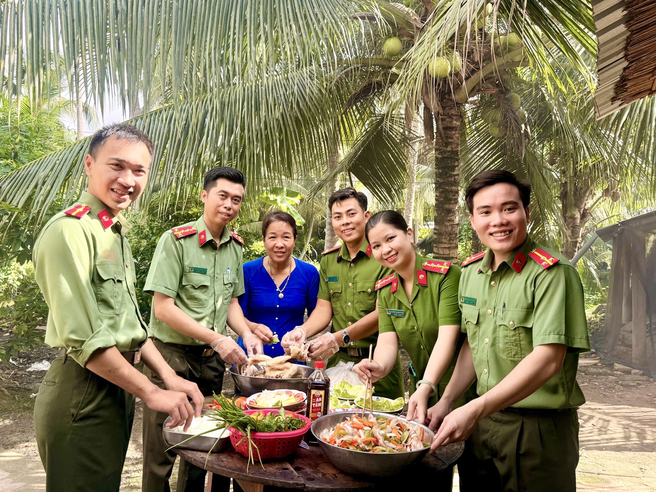 Anh 4