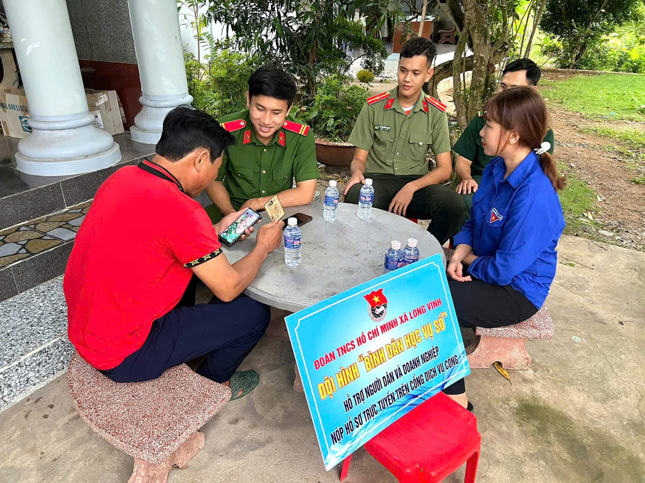 ảnh cbcs hướng dẫn bình dân học vụ số