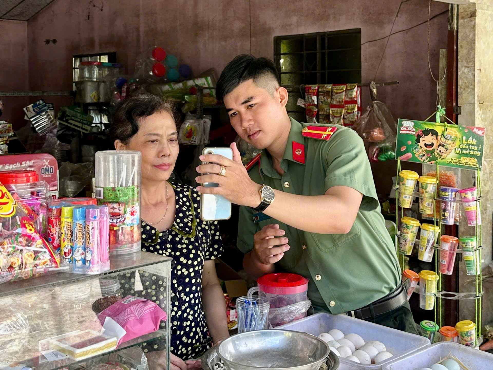 Ảnh ra quan chiến dịch