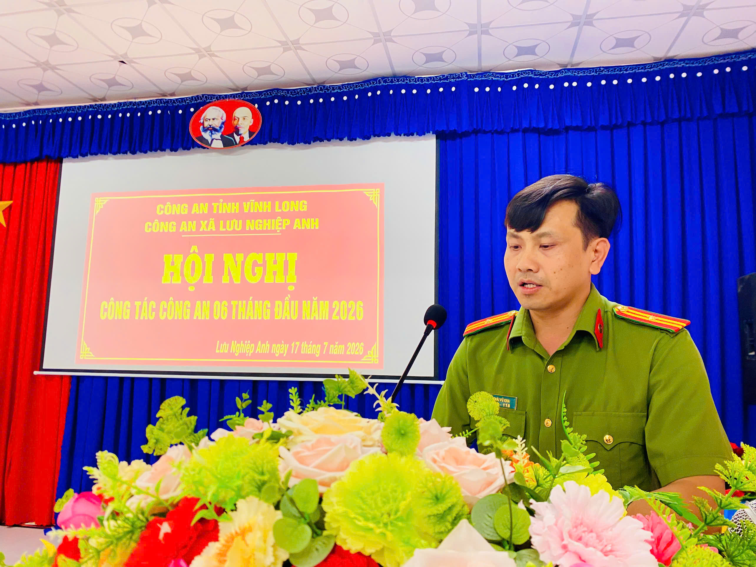 Đại biểu phát biểu tham luận (3)