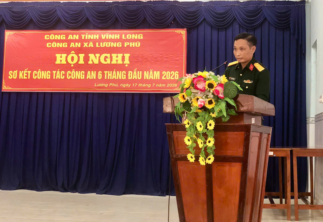 Đại biểu tham gia tham luận tại Hội nghị (2)